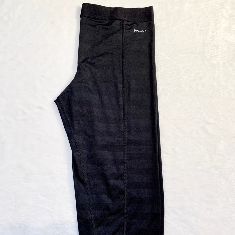 Nike Crop Workout Leggings